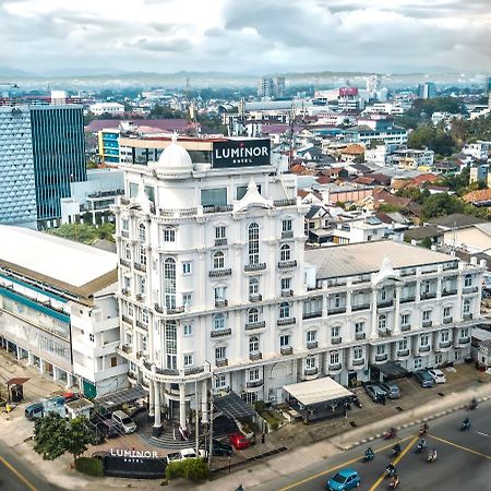 Luminor Hotel Palembang By Wh Free Massage 10 Minutes Exterior photo